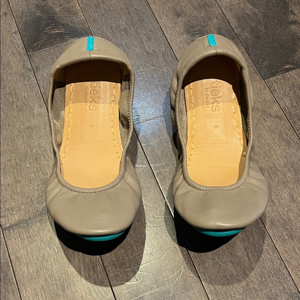 Women's Tieks flat foldable shoes